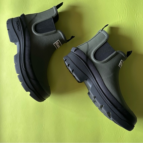 Barbour Olive Green Chelsea Boots - Picture 10 of 11